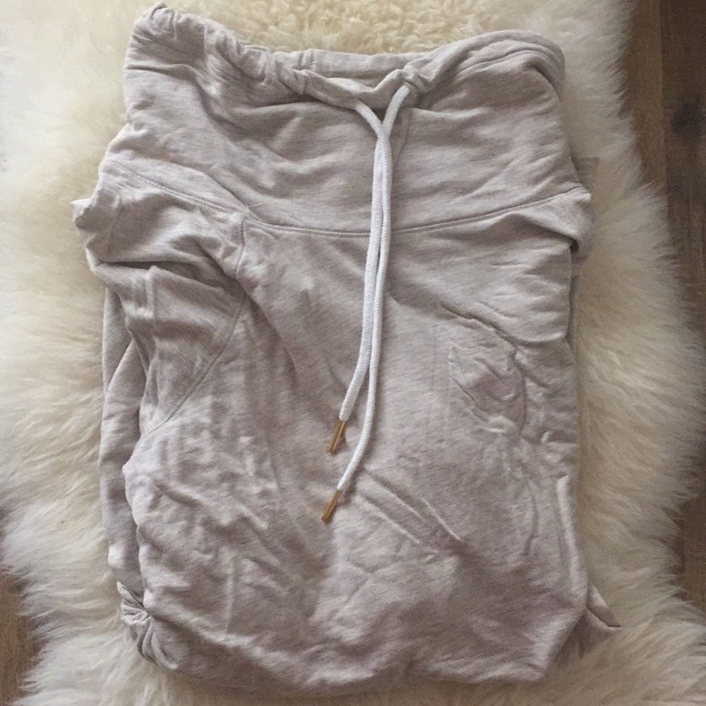 Maternity sweatshirt